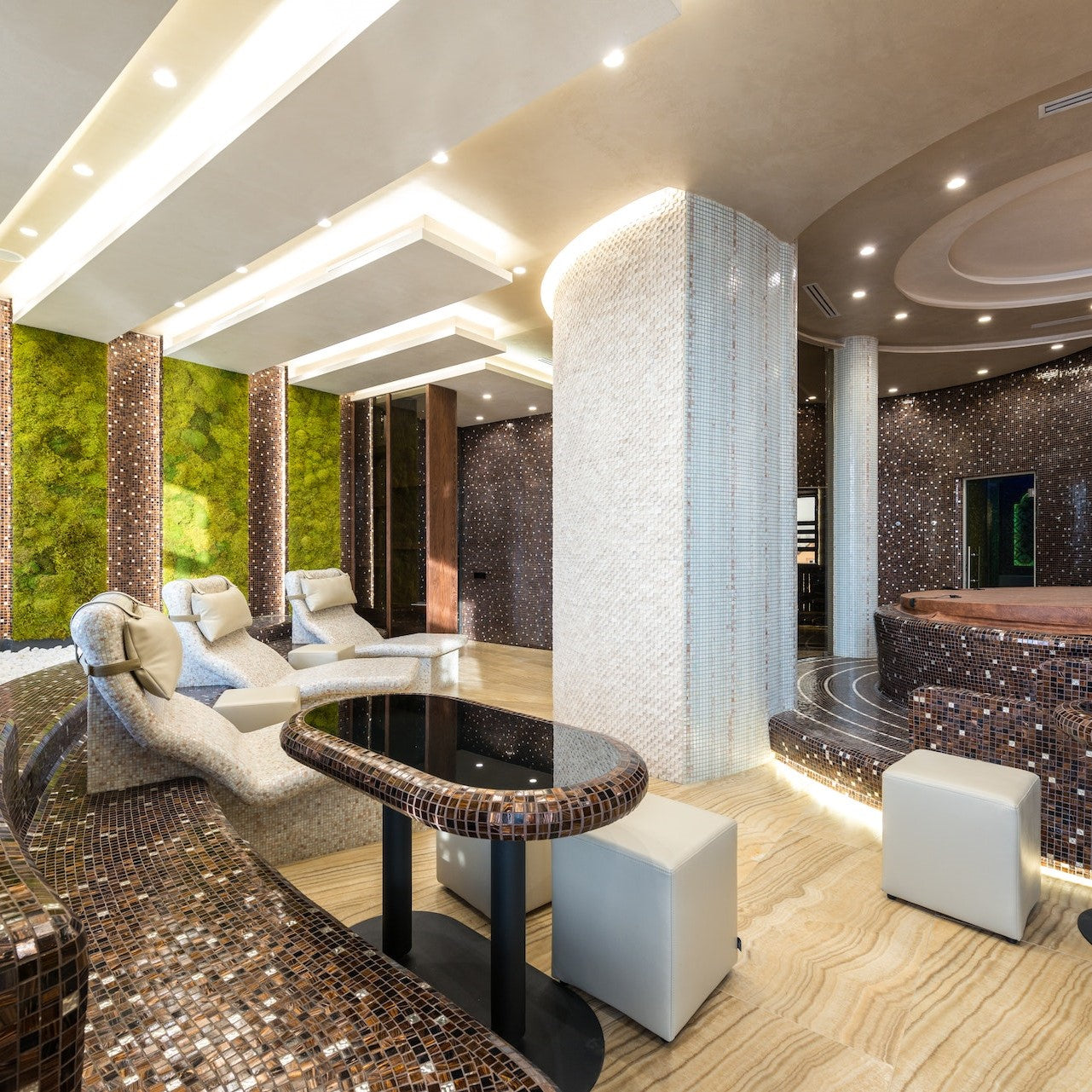 Blick in einen Wellness-Center