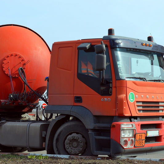 Transporter mit Brennstoff-Tank